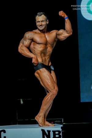 CLASSIC PHYSIQUE 173